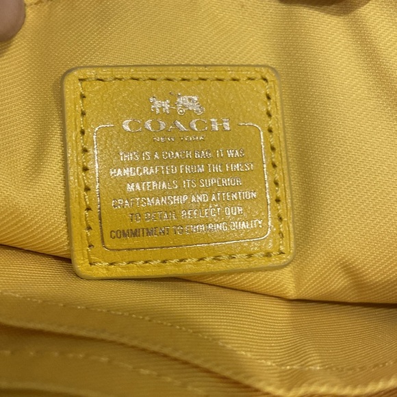 Coach Double Zipper Full Size Wallet F53080, GUC, Yellow - Picture 7 of 10